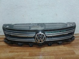 Решетка радиатора Volkswagen Tiguan 11- 5N0853653
