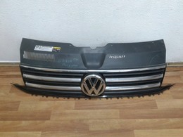 Решетка радиатора Volkswagen Transporter T6