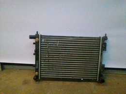 Радиатор охлаждения Hyundai Solaris автомат