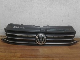 Решетка радиатора Volkswagen Polo рест 6RU853653B Polo седан