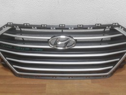 Решетка радиатора Hyundai Elantra 6 AD 86351F2000