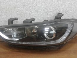 Фара левая LED Hyundai Elantra 6 AD 92101F2200